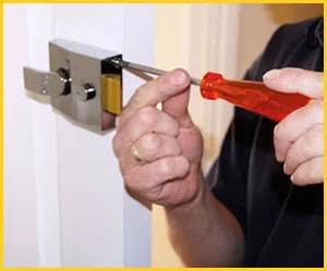 Exclusive Locksmith Service Holbrook, MA 781-298-3438 Exclusive Locksmith Service Holbrook, MA 781-298-3438 - 10-lock-smiths